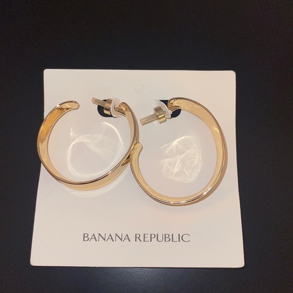 Banana Republic Jewelry - NWT Banana Republic Hoop Earrings